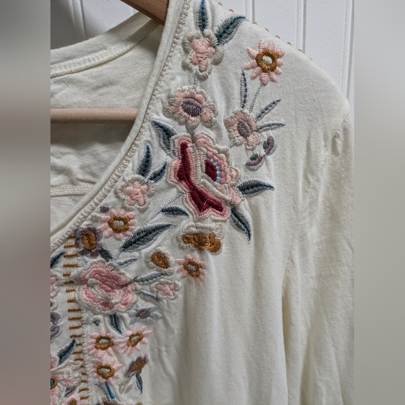 Johnny Was Blouse - Picture 3 of 5